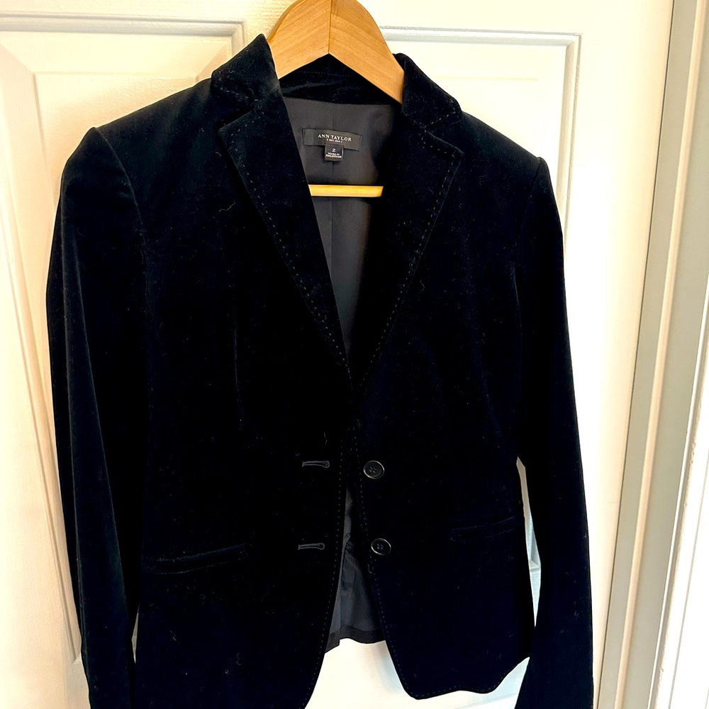 Ann Taylor Holiday Velour Jacket Size 2